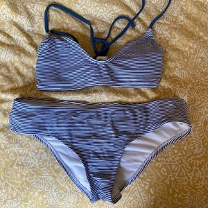 STRIPED BIKINI SET